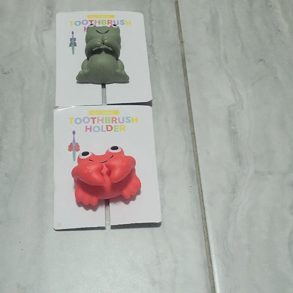 Toothbrush Holder Set - Green and Red